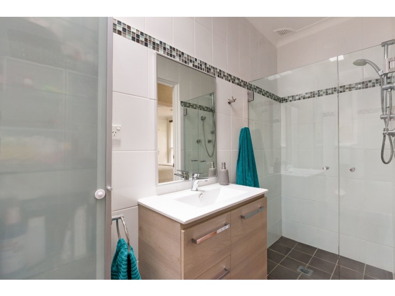 2 Larmer Place, Narraweena NSW 2099