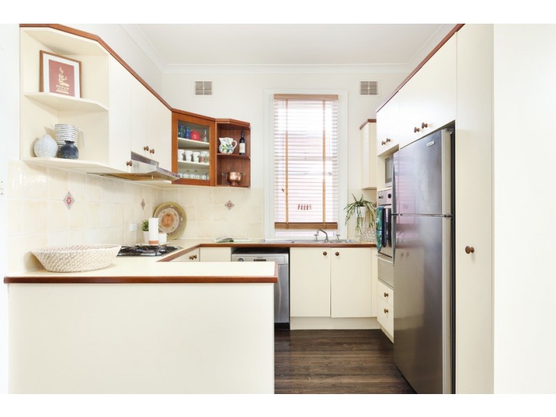 64 Albert Street, Freshwater NSW 2096