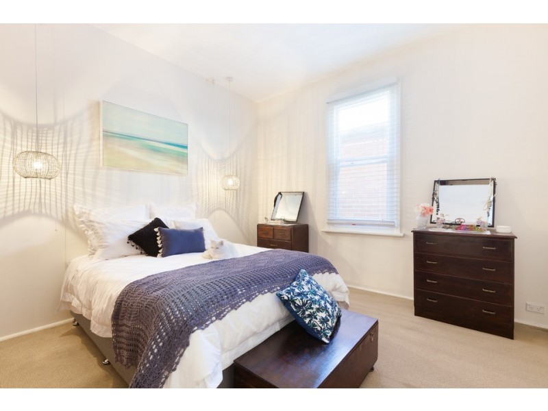 64 Albert Street, Freshwater NSW 2096