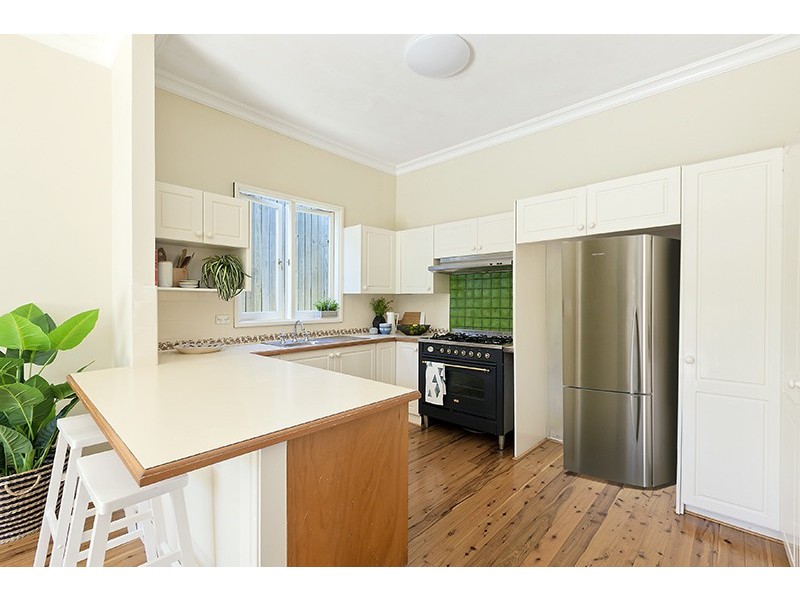 24 Dalley Street, Queenscliff NSW 2096