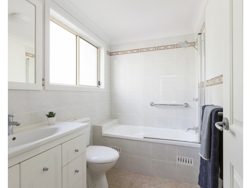 4/11-13 Gulliver Street, Brookvale NSW 2100