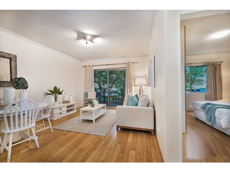 1/13 Clarke Street, Narrabeen NSW 2101