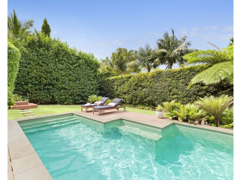 12 Phillip Avenue, Seaforth NSW 2092