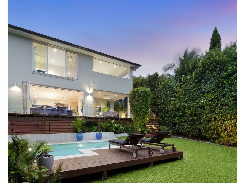 12 Phillip Avenue, Seaforth NSW 2092