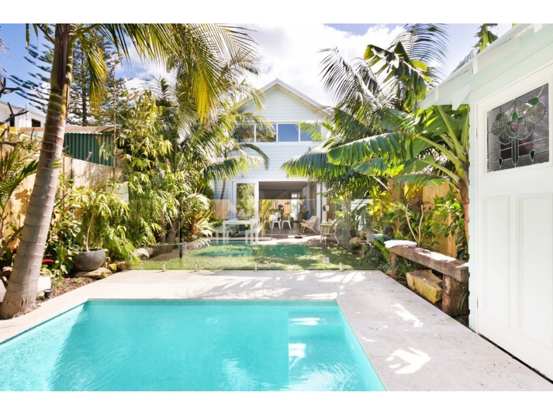 11  Charles Street, Freshwater NSW 2096