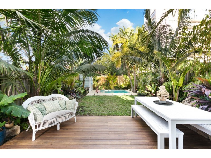 11  Charles Street, Freshwater NSW 2096