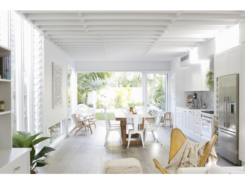 11  Charles Street, Freshwater NSW 2096