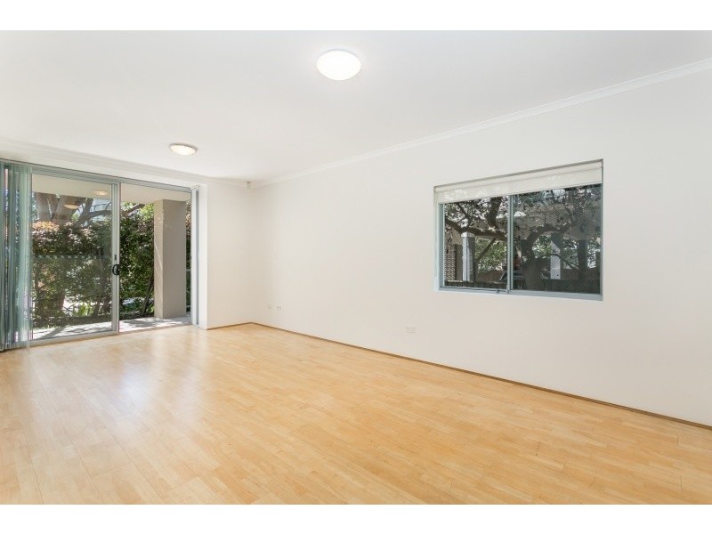 8/19 Sturdee Parade, Dee Why NSW 2099