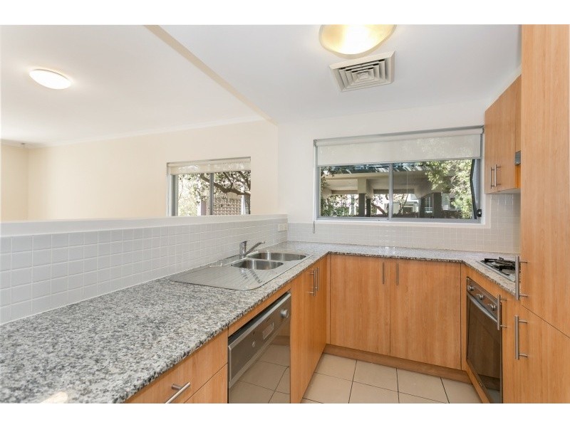 8/19 Sturdee Parade, Dee Why NSW 2099