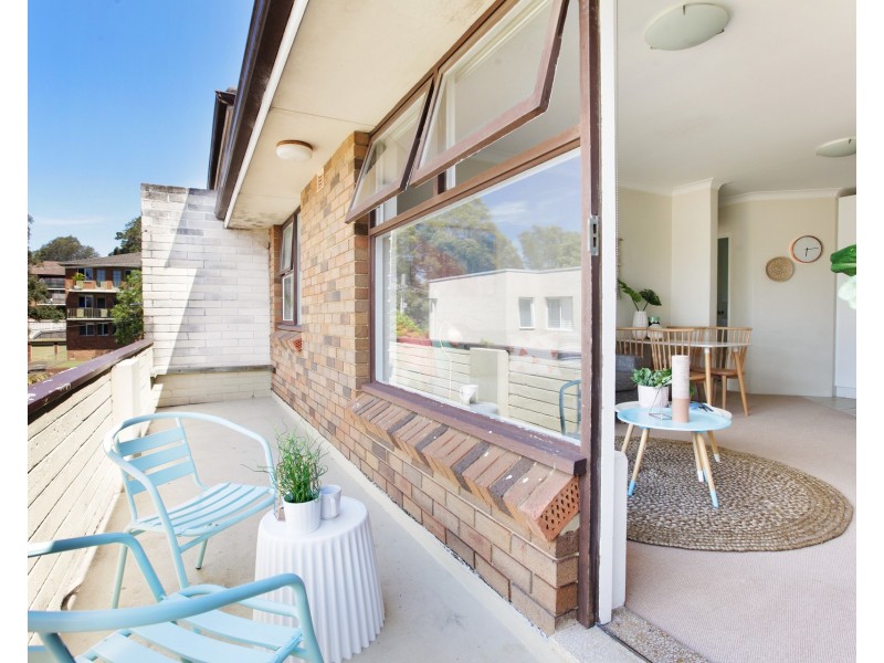 13/6 Campbell Parade, Manly Vale NSW 2093