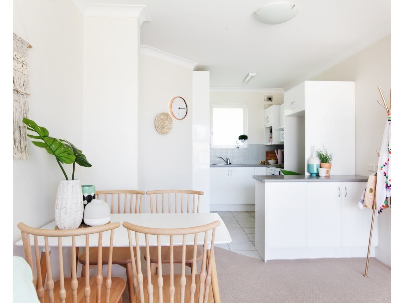 13/6 Campbell Parade, Manly Vale NSW 2093