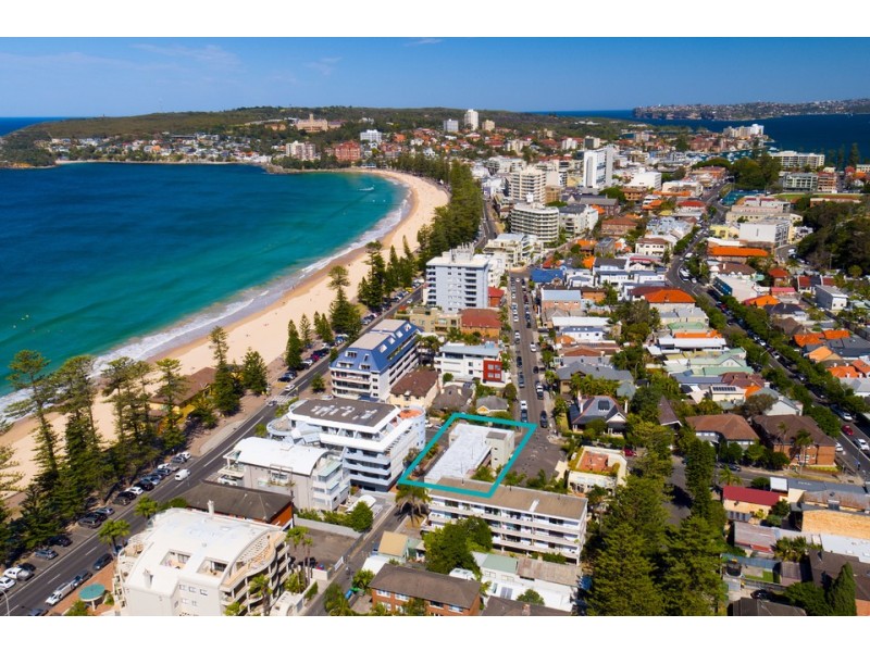 17/2-4 Pine Street, Manly NSW 2095
