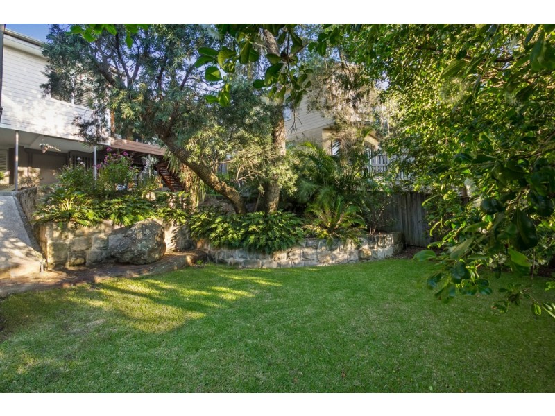 9 Ennerdale Crescent, Wheeler Heights NSW 2097