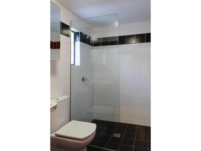 2/120 Pittwater Road, Manly NSW 2095