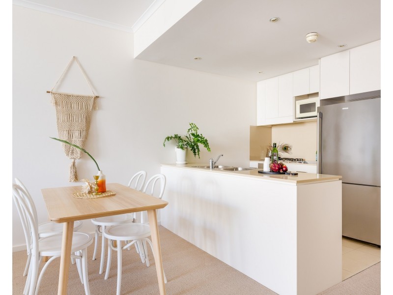 3303/10 Sturdee Parade, Dee Why NSW 2099