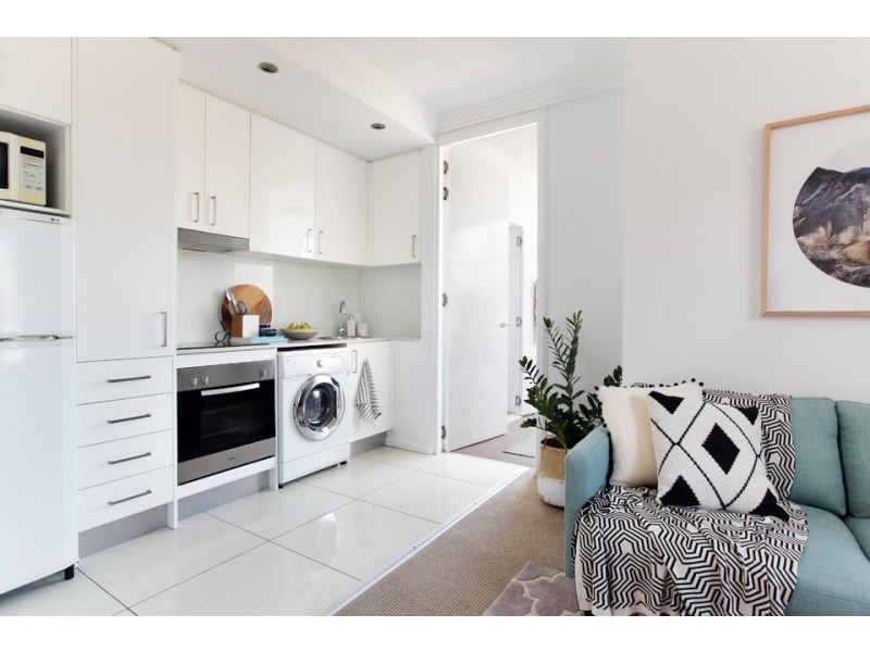 12/2-4 Pine Street, Manly NSW 2095