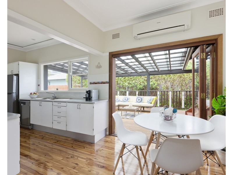 23 Ambleside Street, Wheeler Heights NSW 2097