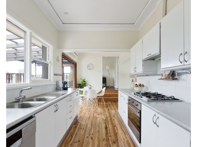 23 Ambleside Street, Wheeler Heights NSW 2097