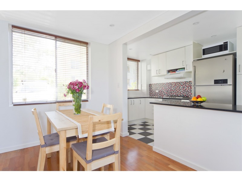 16/110 Lawrence Street, Freshwater NSW 2096