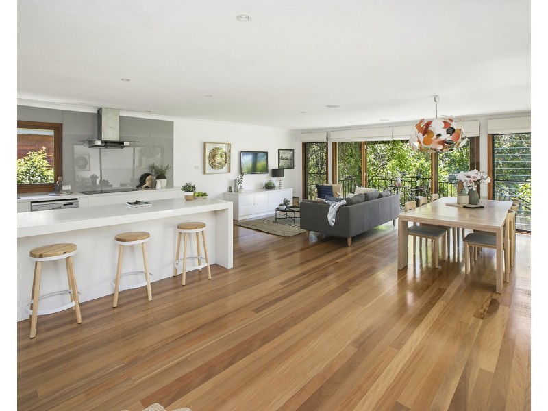 100 MacMillan Street, Seaforth NSW 2092