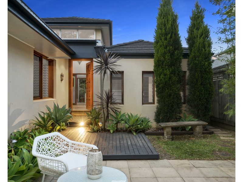 100 MacMillan Street, Seaforth NSW 2092