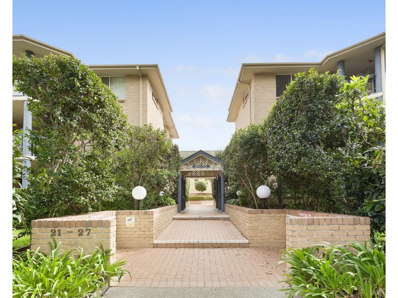 18/21 Holborn Avenue, Dee Why NSW 2099