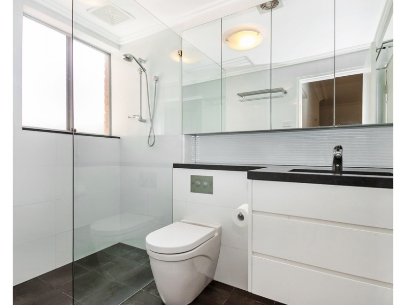 2/84 Darley Road, Manly NSW 2095