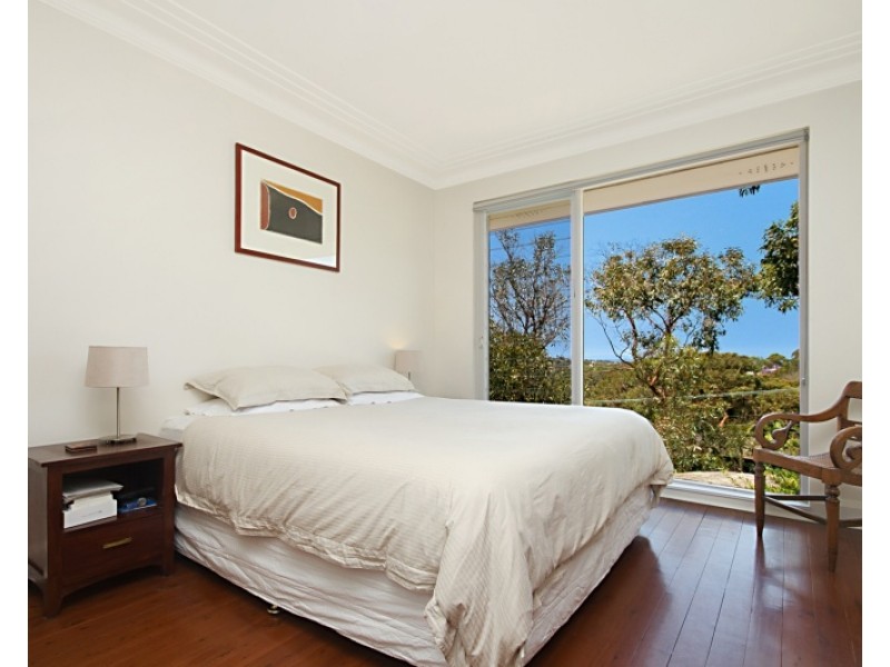 126 Owen Stanley Avenue, Allambie Heights NSW 2100