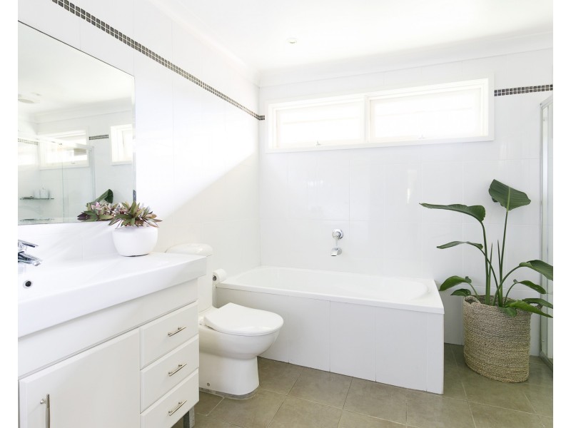 30 Kokoda Crescent, Beacon Hill NSW 2100