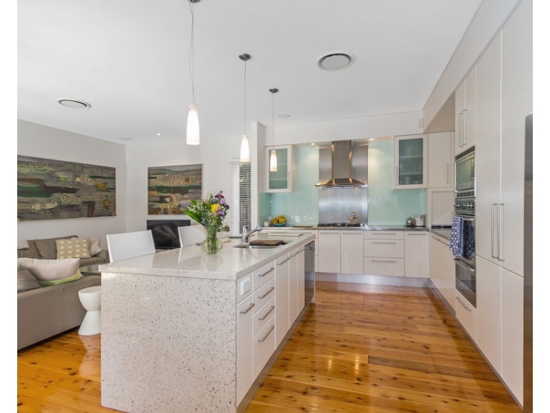 10 Baltic Street, Fairlight NSW 2094