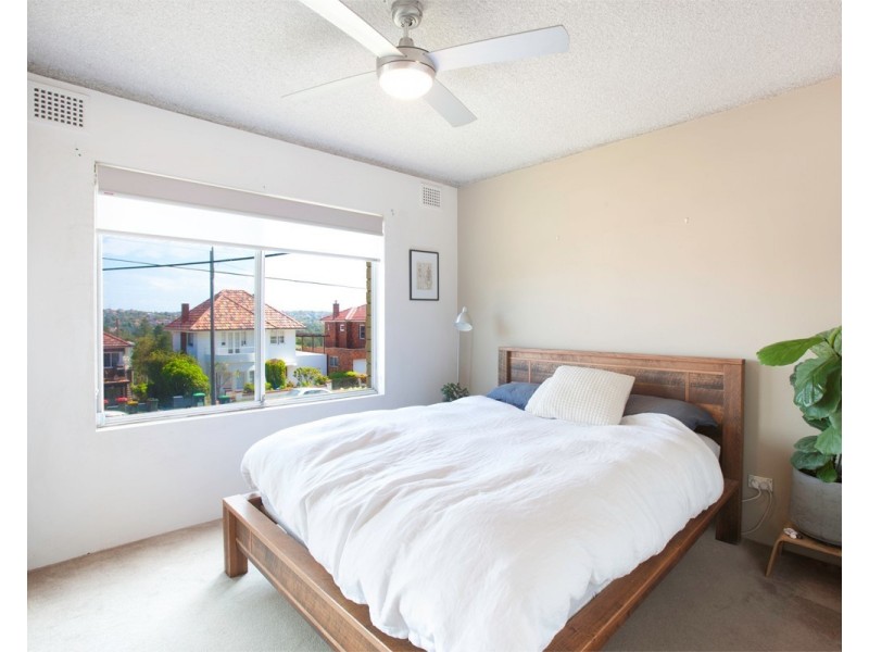 2/105 Queenscliff Road, Queenscliff NSW 2096