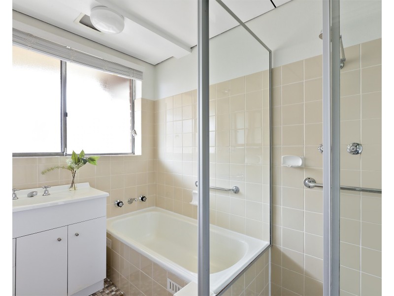 4/6 Regent Street, Dee Why NSW 2099