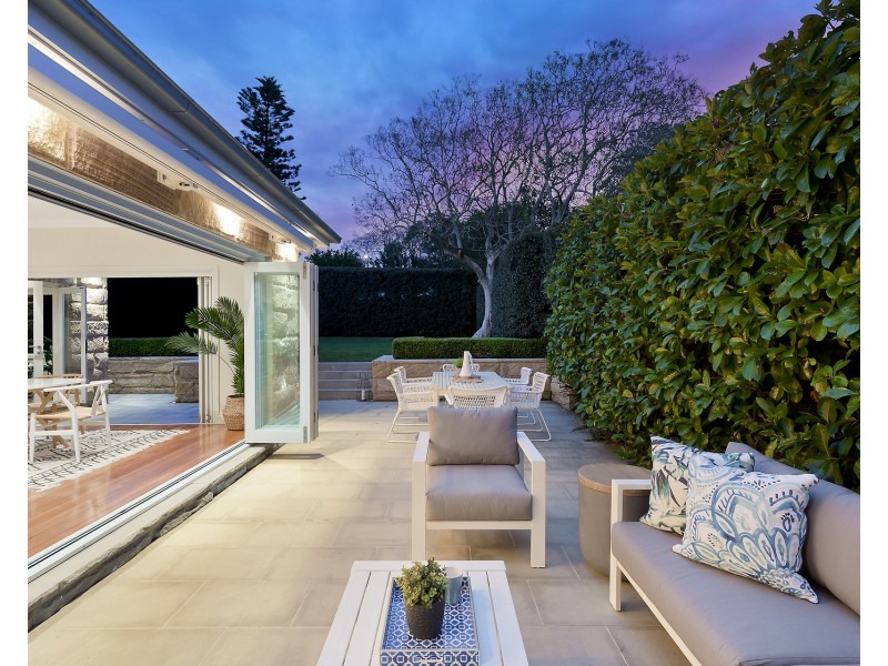 5 Fromelles Avenue, Seaforth NSW 2092