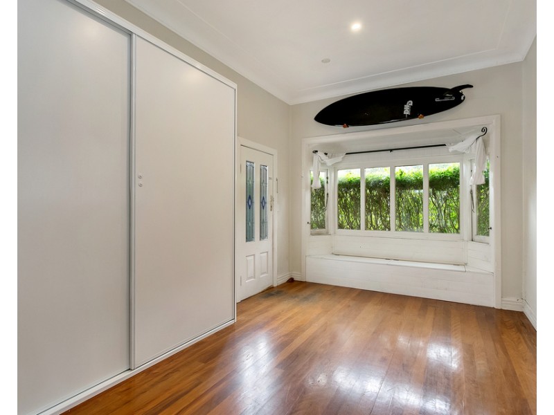 2 Wyuna Avenue, Freshwater NSW 2096