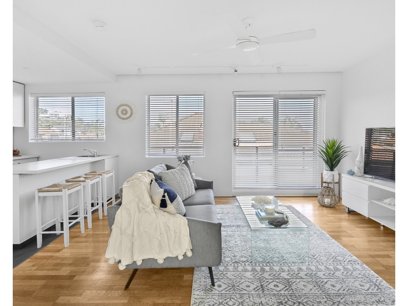 1/15 Ocean View Road, Freshwater NSW 2096