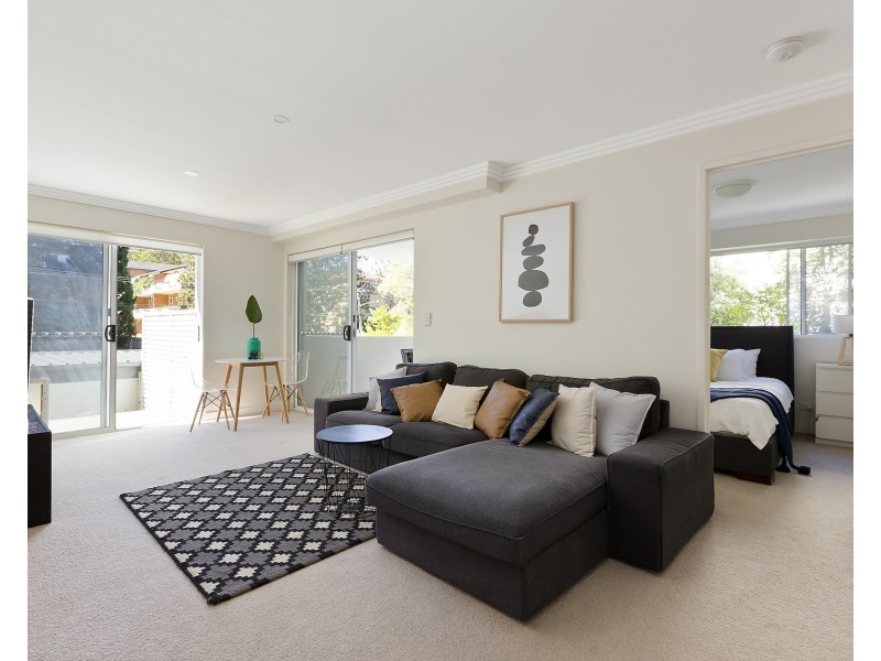 2/18 Redman Road, Dee Why NSW 2099
