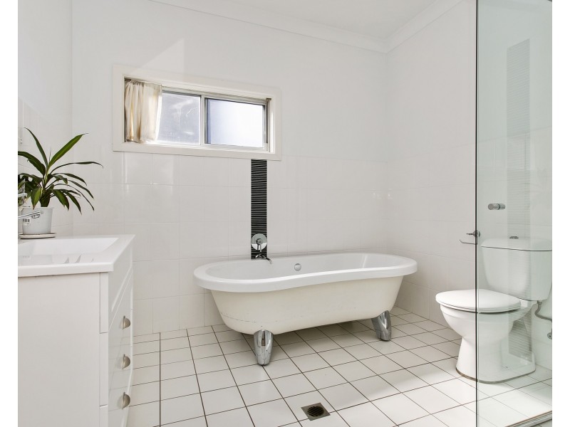 17 Woolgoolga Street, North Balgowlah NSW 2093