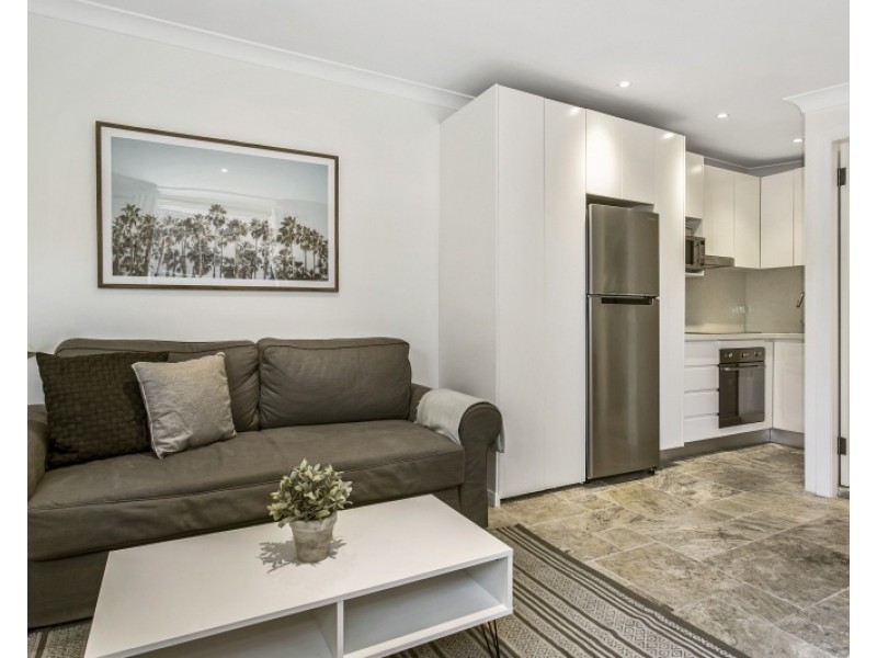 1/47 Adams Street, Curl Curl NSW 2096