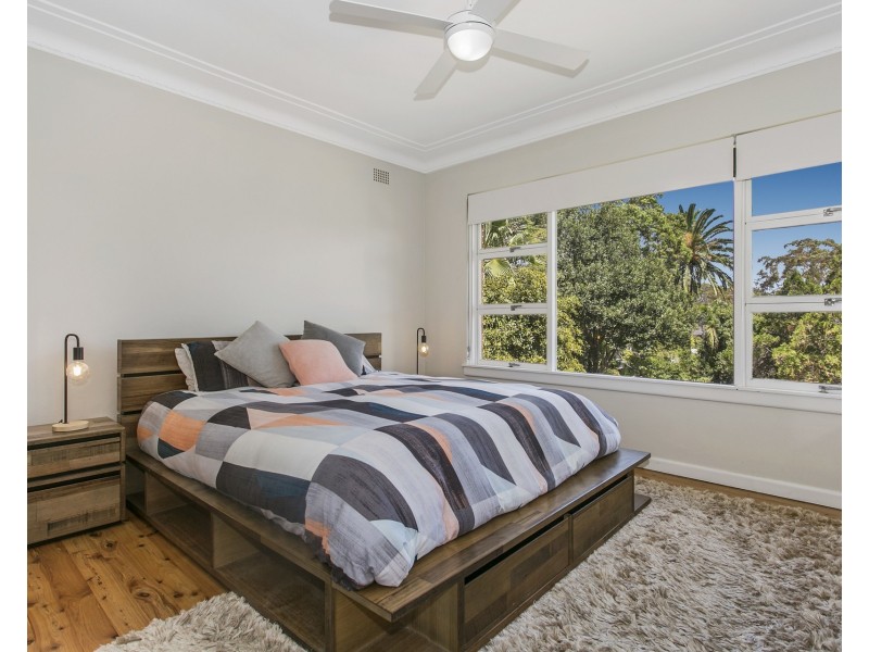 13 Acacia Road, Seaforth NSW 2092