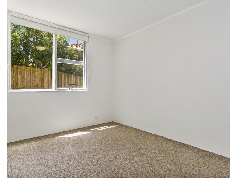 2/14 Fairway Close, Manly Vale NSW 2093