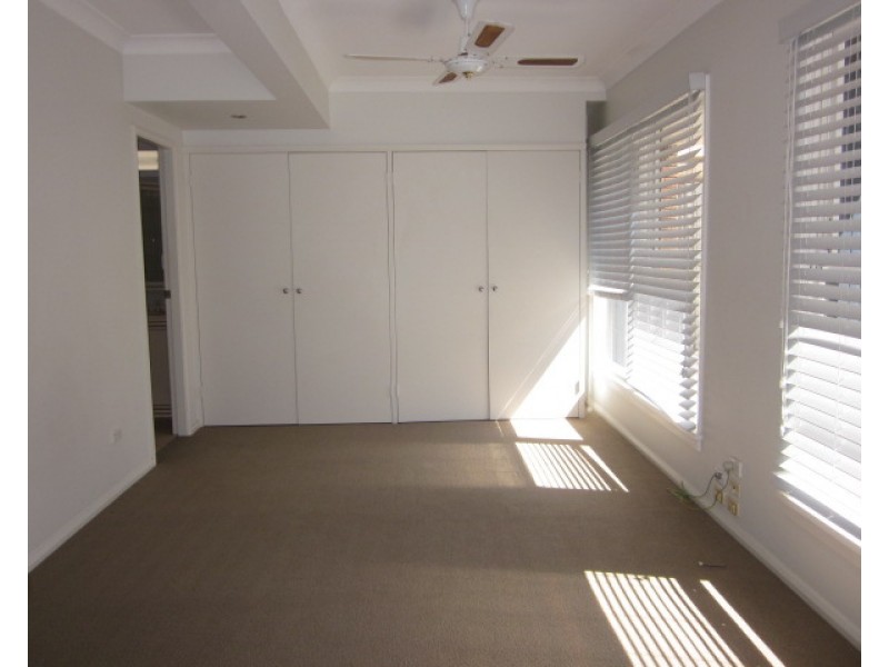 25 Princess Mary Street, Beacon Hill NSW 2100