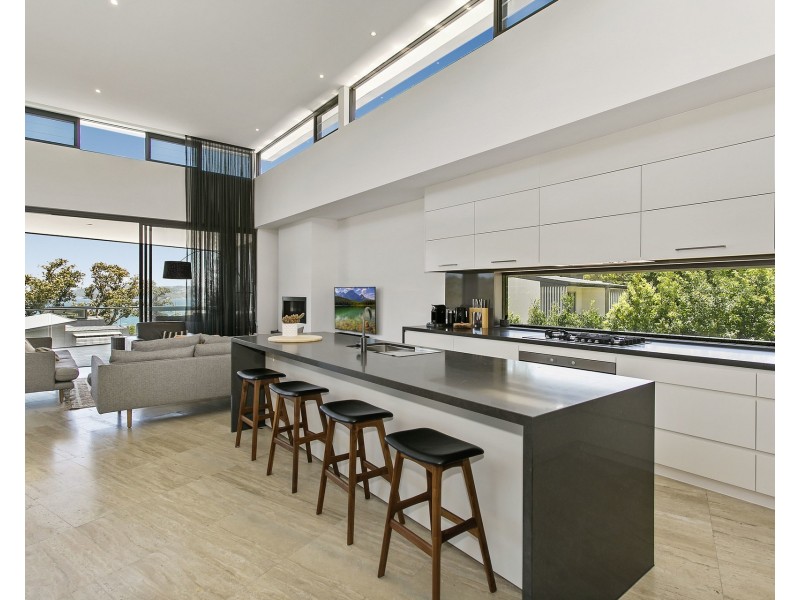 9/11 Spring Cove Avenue, Manly NSW 2095