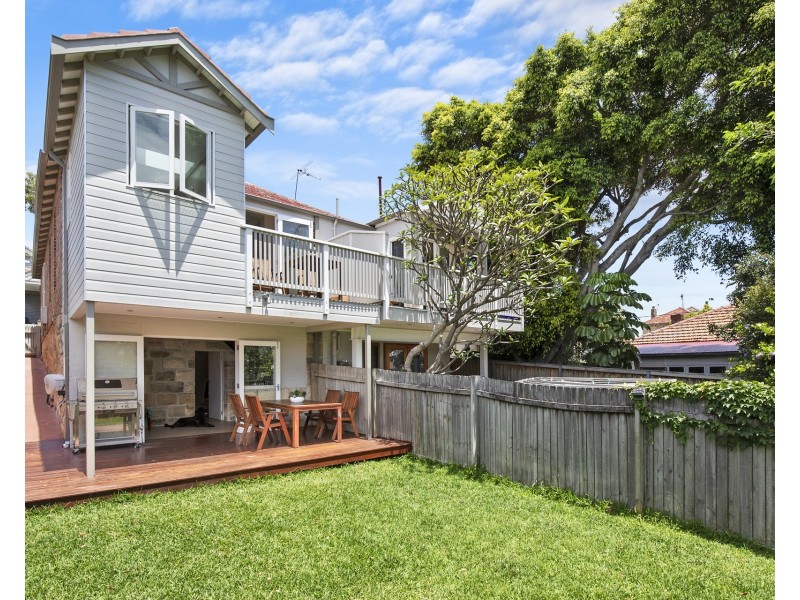 204 Sydney Road, Fairlight NSW 2094