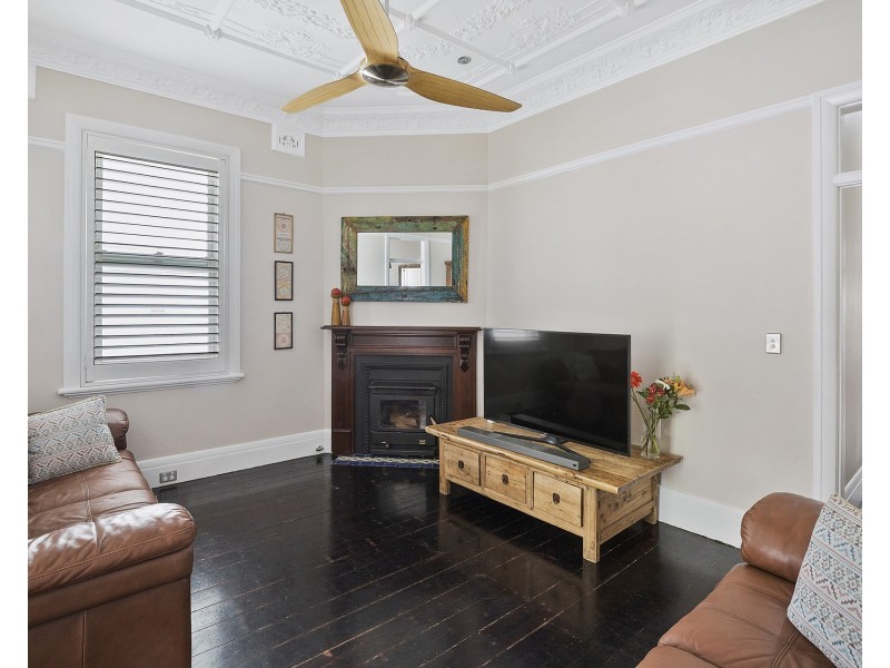 204 Sydney Road, Fairlight NSW 2094