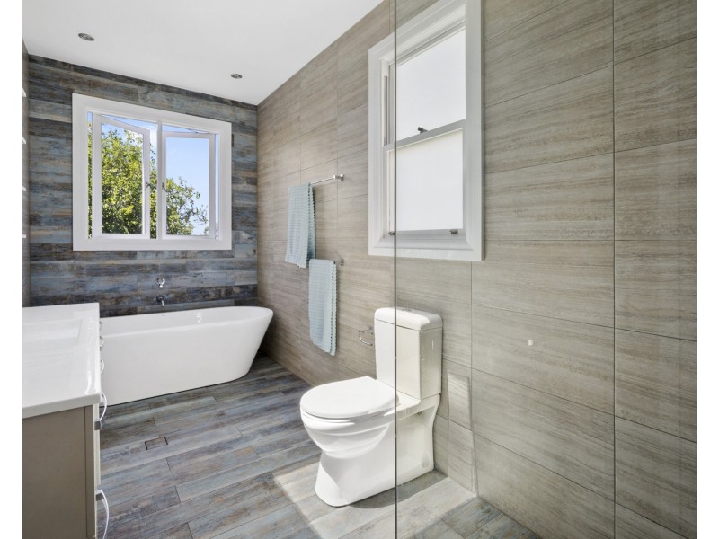 204 Sydney Road, Fairlight NSW 2094