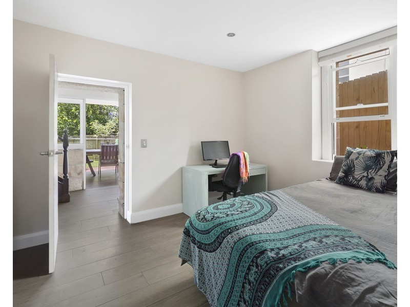 204 Sydney Road, Fairlight NSW 2094