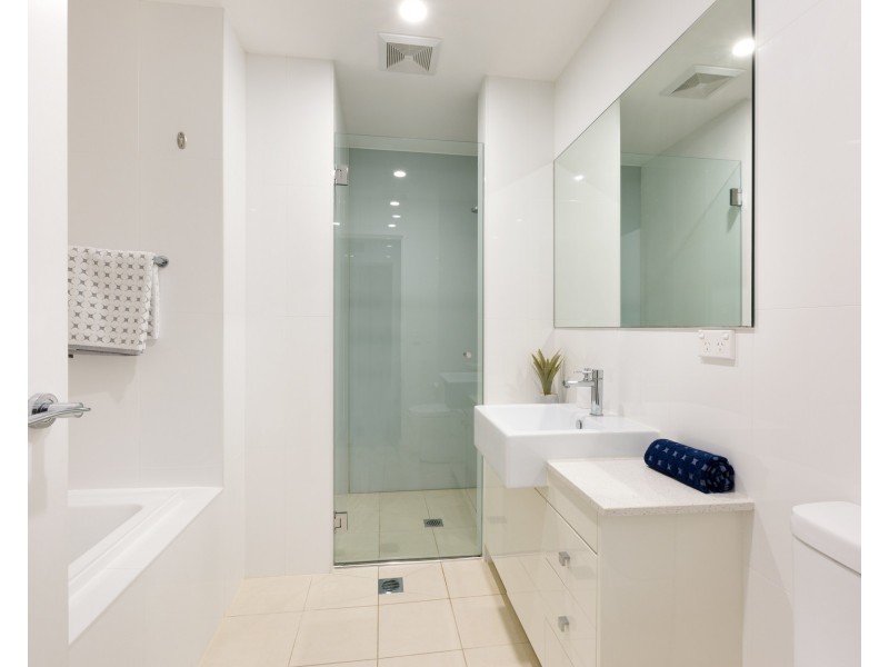 13/74 Pacific Parade, Dee Why NSW 2099