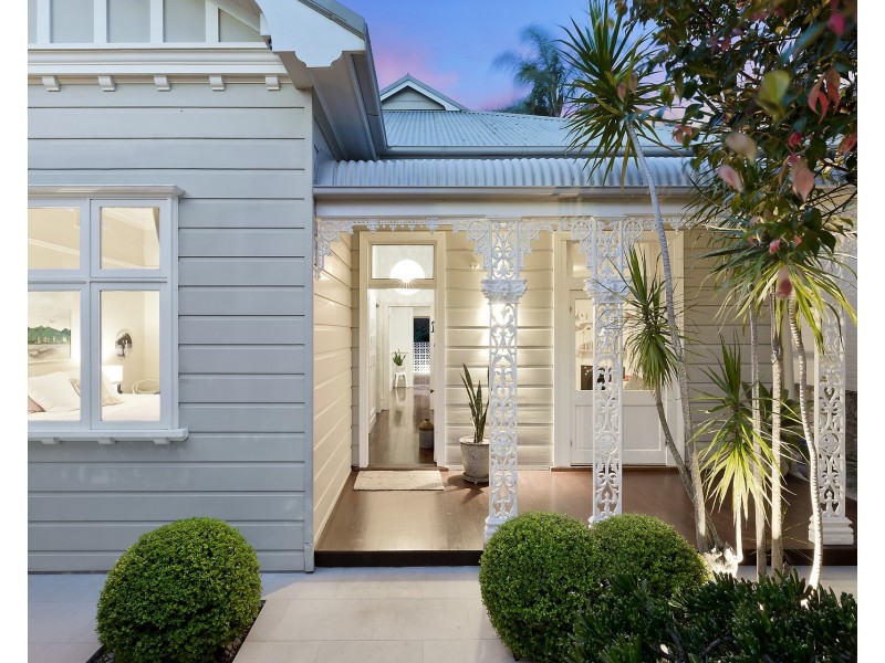 18 Griffiths Street, Fairlight NSW 2094