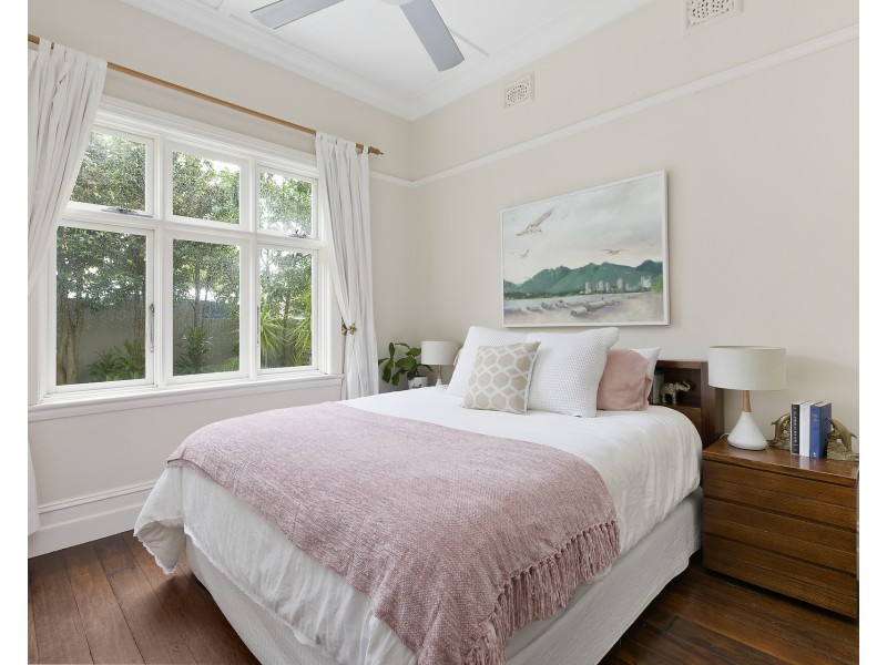 18 Griffiths Street, Fairlight NSW 2094