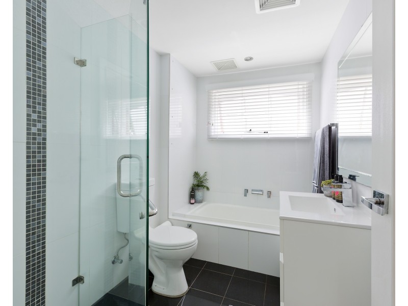 1/1 Boronia Street, Dee Why NSW 2099